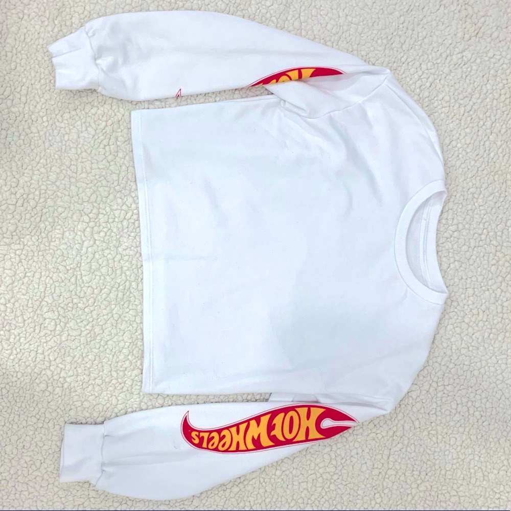 cropped graphic sweatshirt